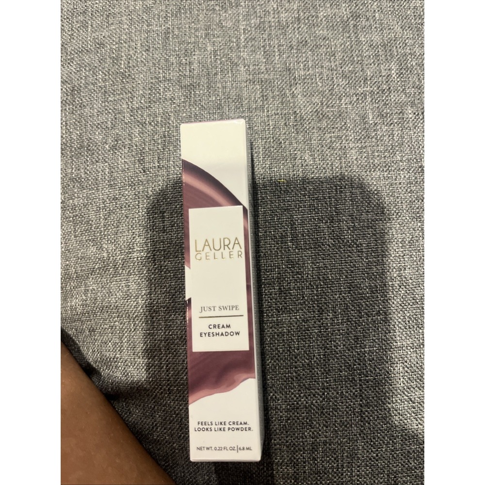 Laura Geller Just Swipe Cream Eye Shadow Powder Finish Mauve .22oz NIB